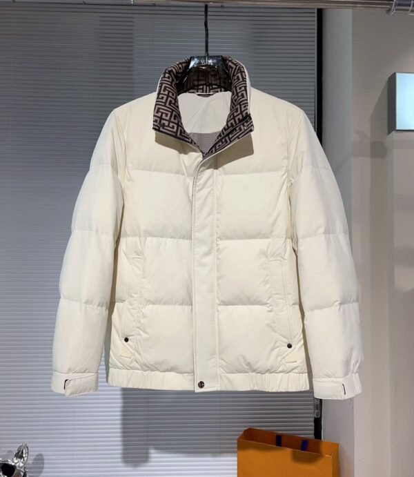 VRSC Patterned Collar Reversible Quilted Puffer Coat