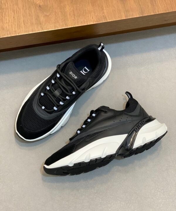 4 DXR Technical Mesh & Leather Trainers – Black & White