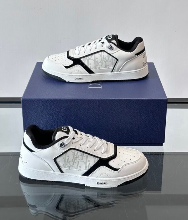 4 DXR CD Oblique Uptown Low-Top Sneaker – White & Black