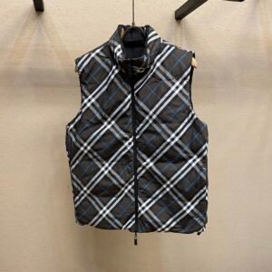 BRBY Reversible Zip-Up Gilet - Black