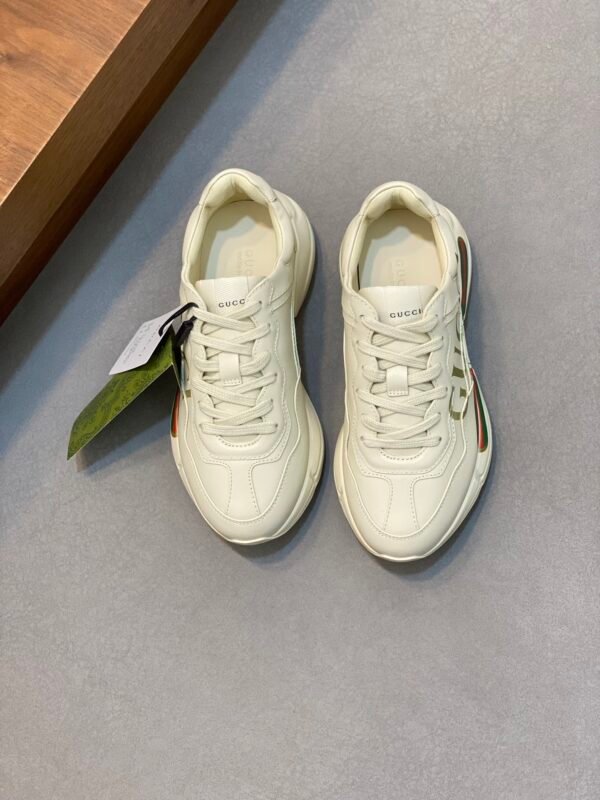 GCC Chunky Trainers with Stripe Detail - White