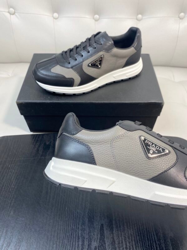 PRDA Low-Top Trainers with Contrast Panels - Black/Grey