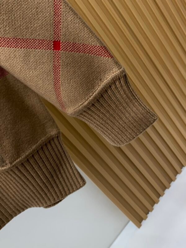 BRBY Check Knit Crew Neck Jumper - Beige