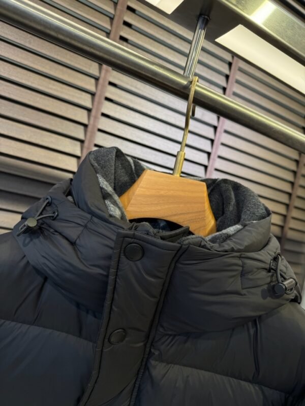 BRBY Hooded Puffer Jacket - Black