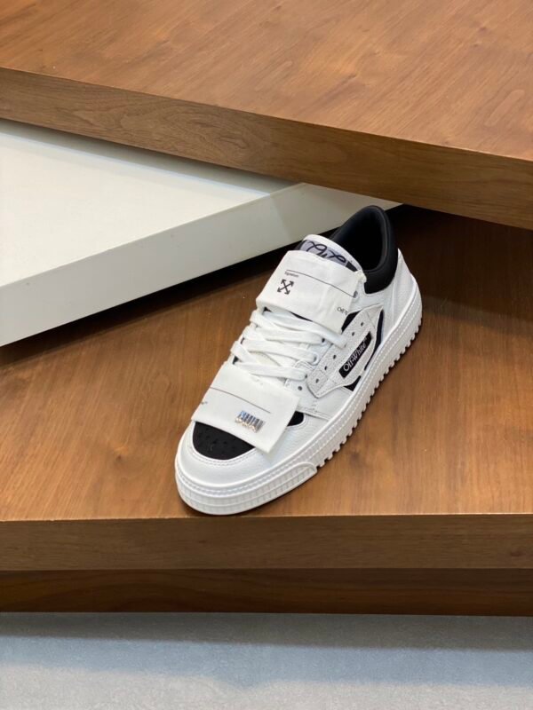 OFFW Low-Top Trainers with Black and White Contrast Panels