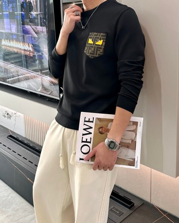 48ff1adb FND Crew Neck Jumper with Graphic Eye Detail - Black