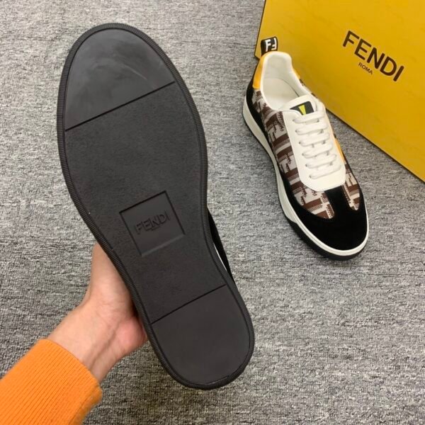 FND Low-Top Trainers with Logo Pattern - Black/Brown