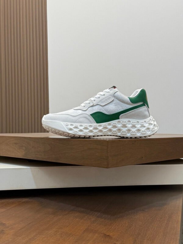 GCCI Trainers with Contrast Panels and Textured Sole - White/Green
