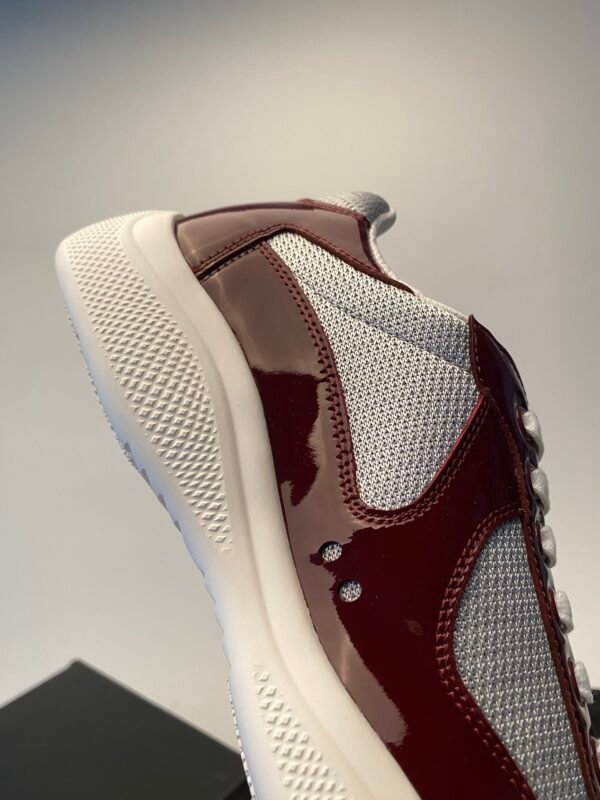 PRDA Trainers with Mesh Panels and Contrast Smooth Overlays - Red