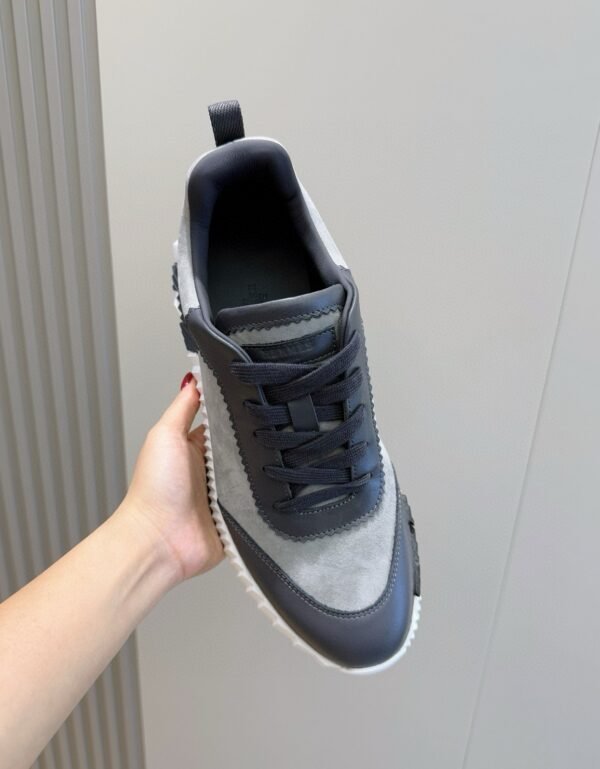 5 HRMS Leather & Suede Trainers – Grey with Black Accents