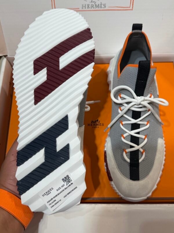 HRMS Knit & Suede Low-Top Trainers – Grey with Black Stripe