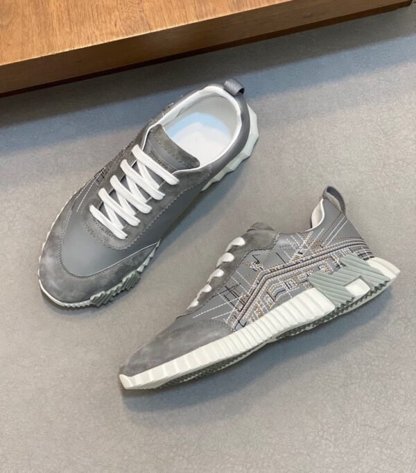 HRMS Circuit Board Pattern Suede & Leather Trainers – Grey