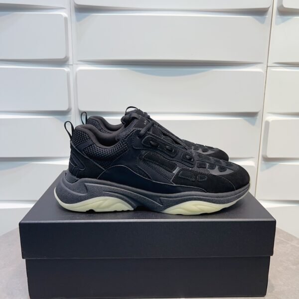 5 AMR Mesh & Suede Bone Runner Trainers – Black