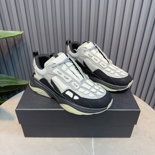 AMR Mesh Suede & Leather Bone Runner Trainers – Grey Black & White
