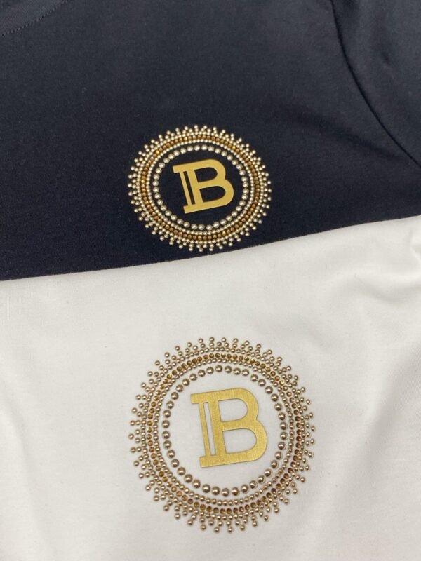 BLMN Gold Tone Logo-Print Long-Sleeve Tee Crewneck Jumper