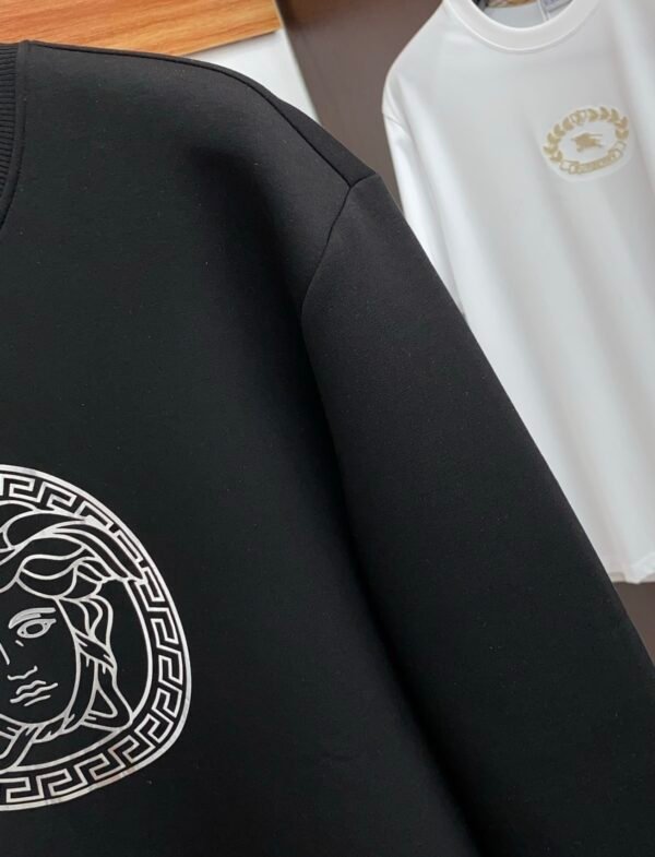 VRSC Silver Medusa Medallion Print Cotton Jumper - Black