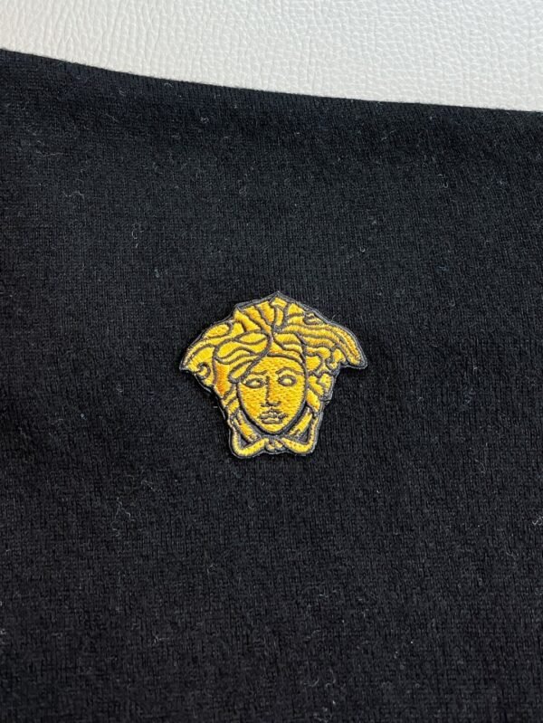 VRSC Embroidered Medusa Logo Wool-Blend Knit Jumper – Black