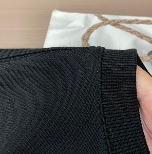 VRSC Gold Embroidered Medusa Baroque Crewneck Jumper – Black