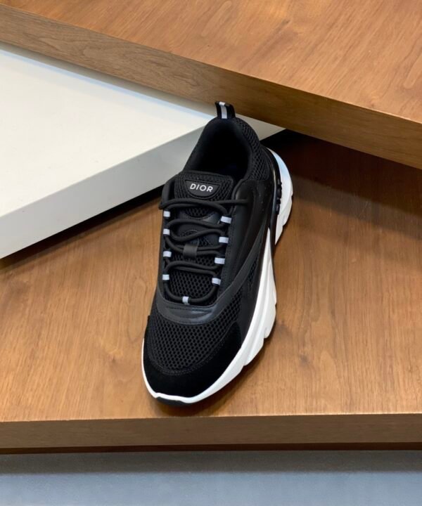 5 DXR Technical Mesh & Leather Trainers – Black & White