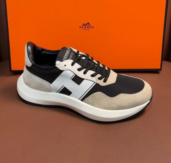 HRMS Suede Low-Top Black Accents Trainers – Beige & White