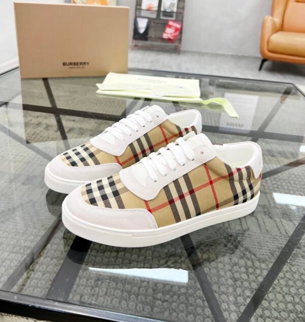 509a885b BRBY Trainers with Check Panels - Beige