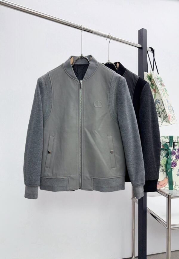 526a330a CD Zip-Up Jacket