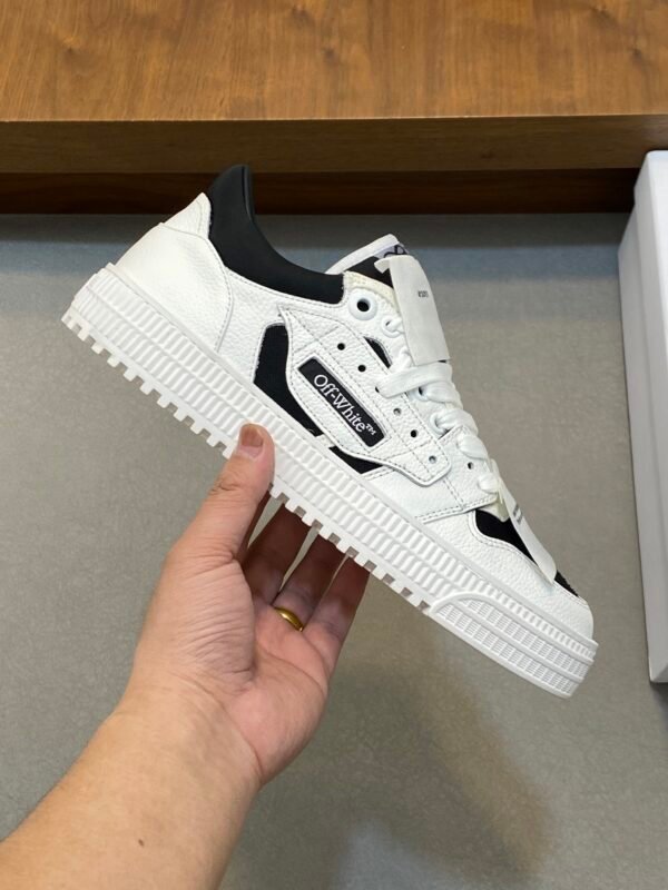 OFFW Low-Top Trainers with Black and White Contrast Panels