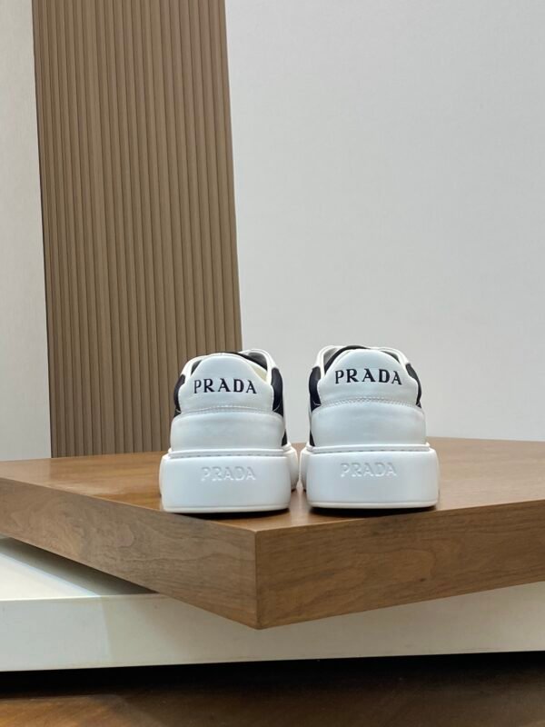 PRDA Trainers in Black and White with Contrast Side Panels