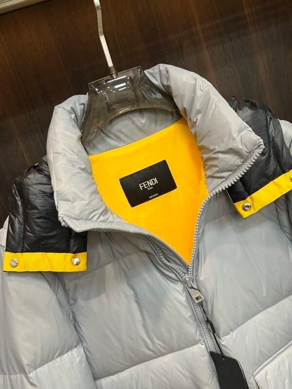 55c70f1c FND Hooded Puffer Jacket with Contrast Lining - White