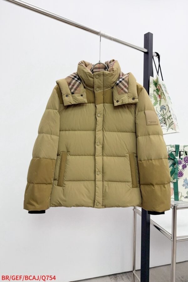 560a4c1f BRBY Hooded Padded Puffer Jacket - Khaki