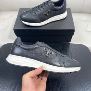 PRDA Low-Top Trainers with Contrast Panels - Black