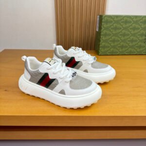 GCCI Chunky Trainers with Side Stripe and Embossed Pattern - Grey/White