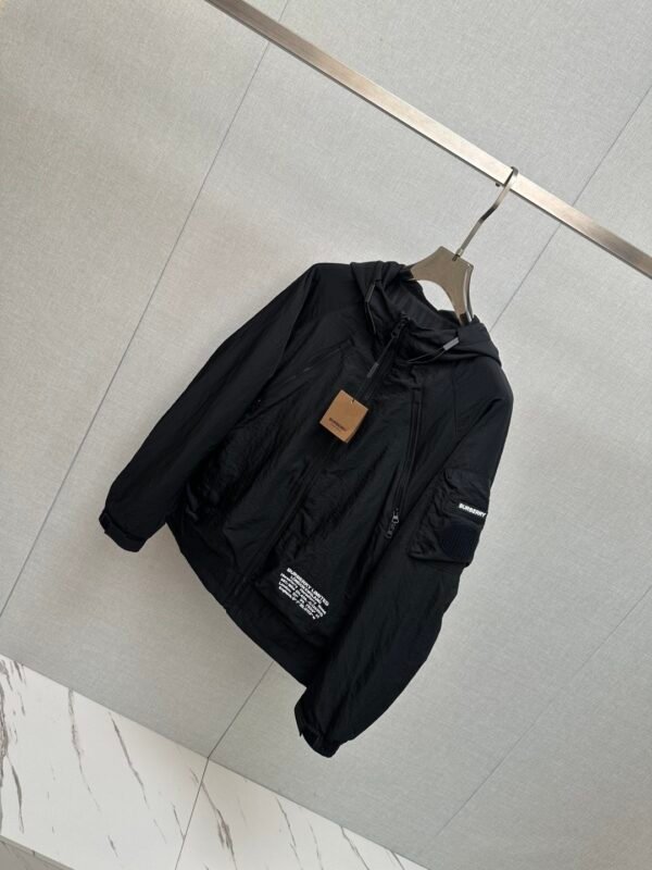 BRBY Hooded Zip-Up Jacket - Black