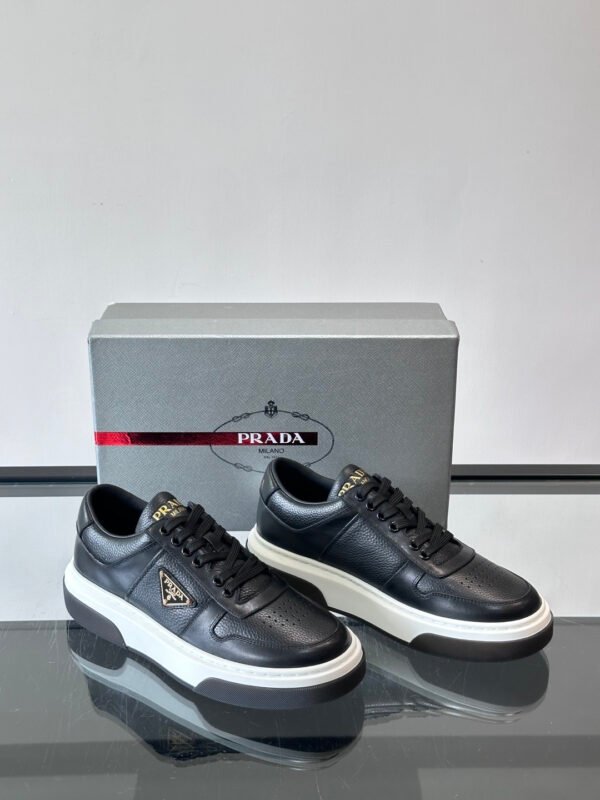 PRDA Low-Top Trainers in Black and White