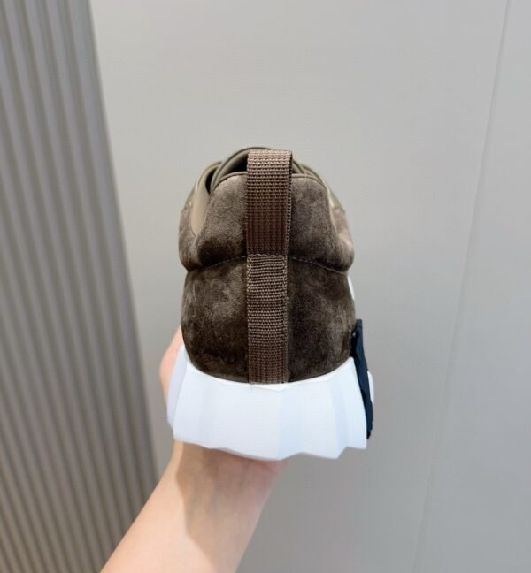 HRMS Leather & Suede Trainers – Taupe with Green Olive Accents