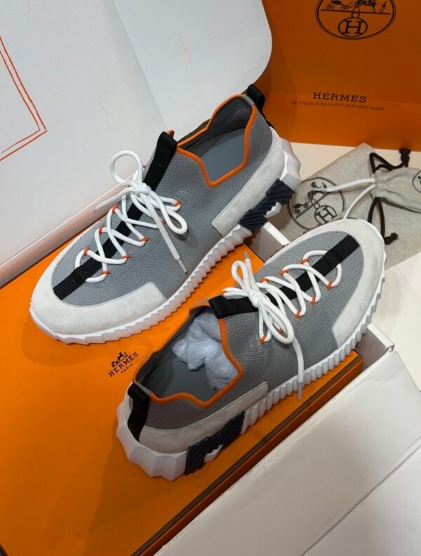 HRMS Knit & Suede Low-Top Trainers – Grey with Black Stripe