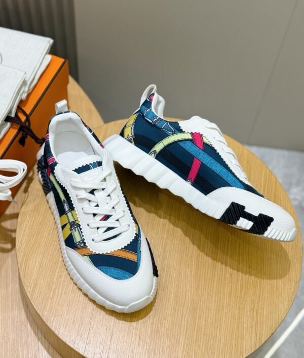 HRMS Printed Canvas & Leather Low-Top Trainers – Multicolor