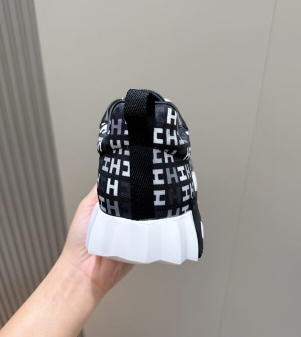 6 HRMS Monogram Canvas & Leather Low-Top Trainers – Black & White