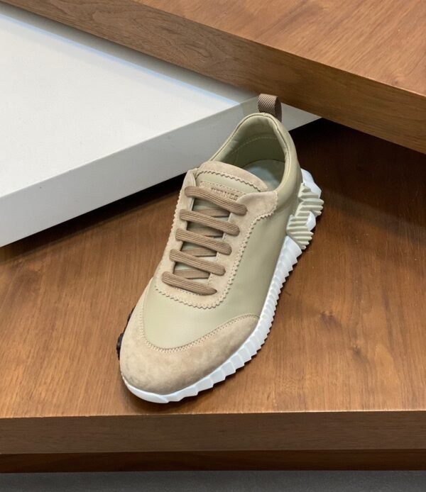 HRMS Suede & Leather Low-Top Trainers – Sand Beige