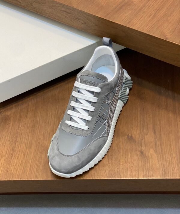 HRMS Circuit Board Pattern Suede & Leather Trainers – Grey