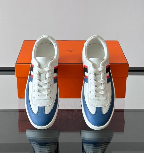 6 HRMS Boomerang Leather Trainer – White with Bleu Allure & Multicolor Accents