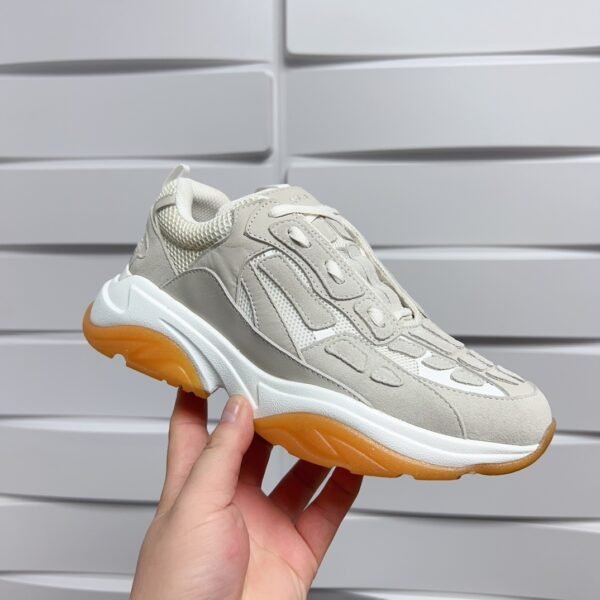 6 AMR Mesh & Suede Gum Sole Bone Runner Trainers – White & Light Grey
