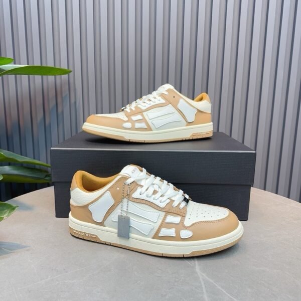 6 AMR Skel Leather Trainers – Alabaster with White Accents