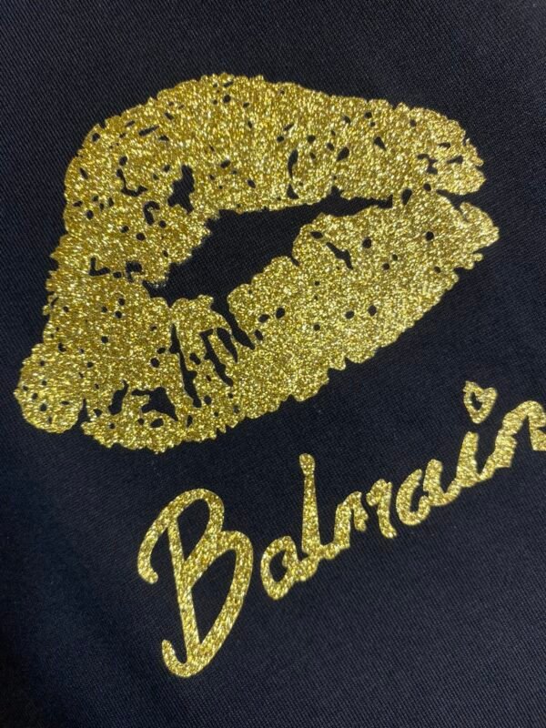 BLMN Gold Logo Kiss Print T-Shirt – Black