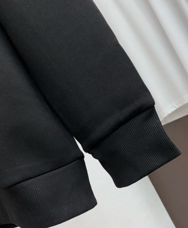 VRSC Silver Medusa Medallion Print Cotton Jumper - Black