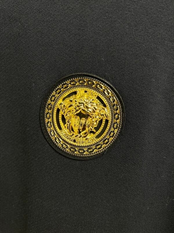 VRSC Gold-Tone Medusa Patch Crewneck Jumper – Black