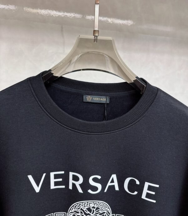 6 VRSC White Medusa Print Greek Key Pattern Crewneck Jumper – Black