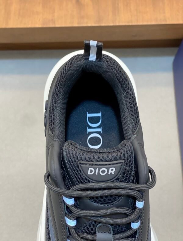 6 DXR Technical Mesh & Leather Trainers – Black & White