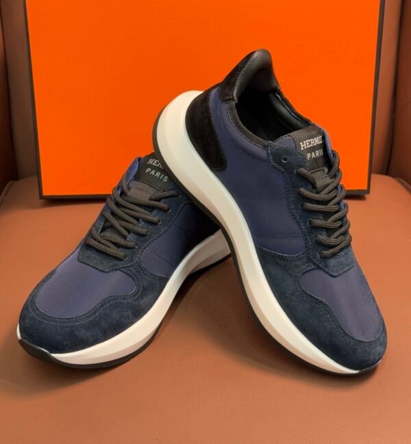 HRMS Suede Low-Top Trainers – Blue & Yellow