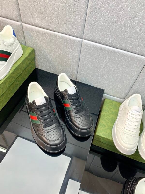 626fe9ec GCCI Low-Top Trainers with Contrast Stripe - Black